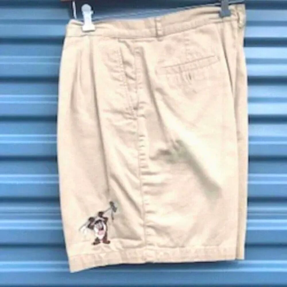 "Tasmanian Devil" Golf Shorts . Size: 38 .............. Warner Bros . Only Pair!